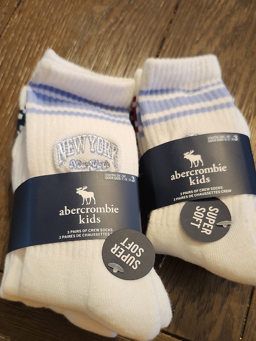 abercrombie kids White Crew Socks 3 Pack